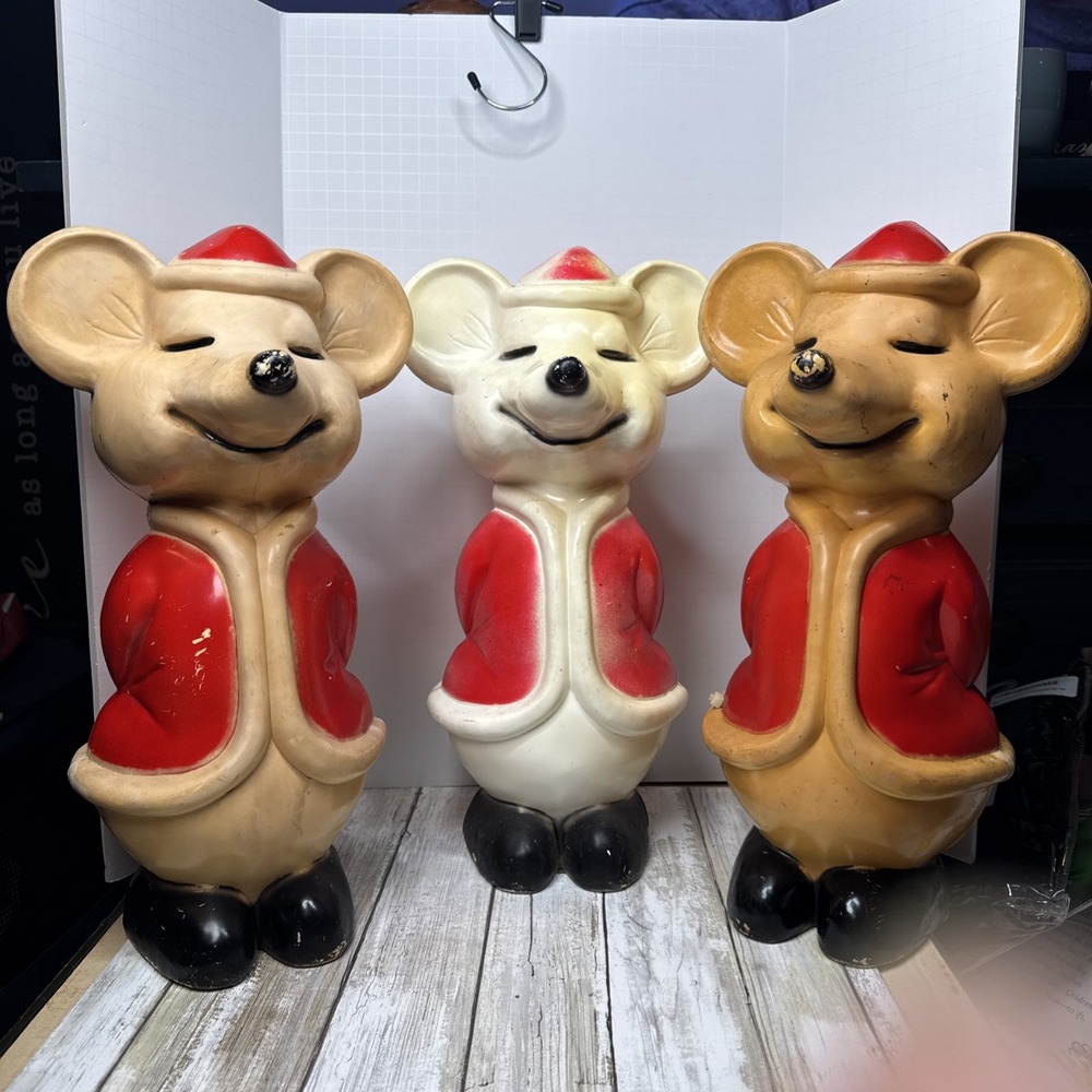 VINTAGE CHRISTMAS HARD PLASTIC BLOW MOLD MOUSE UNION 3 Blind Mice 15" Santa